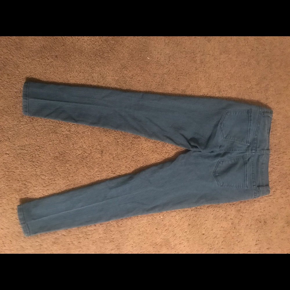 Women’s blue jeans